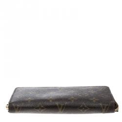 Louis Vuitton Monogram Canvas Zippy wallet