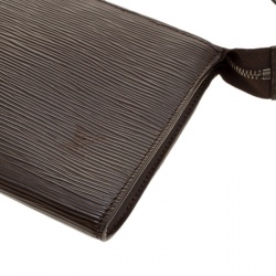 مملوكة مسبقًا حقيبة إكسسوارات صغيرة لوي فيتون جلد أيبي موكا 24