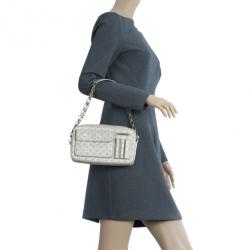 مملوكة مسبقًا Louis Vuitton Small Silver Sparkly Pochette