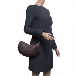 مملوكة مسبقًا حقيبة لوي فيتون كرواسون كانفاس مونوغرامية PM