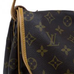 مملوكة مسبقًا Louis Vuitton Monogram Canvas Saumur Messenger 35