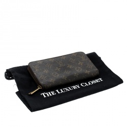 Pre Owned محفظة لوي فيتون زيبي كانفاس مونوغرامية