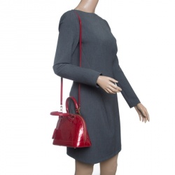 مملوكة مسبقًا حقيبة لوي فيتون ألما فيرنيه مونوغرامي عنابية BB