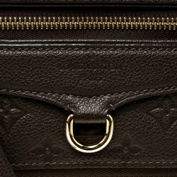 مملوكة مسبقًا Louis Vuitton Ombre Monogram Empreinte Leather Petillante Clutch