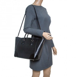 Louis Vuitton Fuchsia EPI Leather Phenix PM Bag