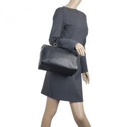 مملوكة مسبقًا Louis Vuitton Black Epi Speedy 25 Bag