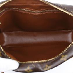 مملوكة مسبقًا Louis Vuitton Monogram Canvas Trocadero 27 Bag