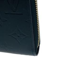 Pre Owned Louis Vuitton Green Monogram Vernis Zippy Wallet