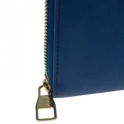 Pre Owned محفظة لوي فيتون فلايت باغز بانام زيبي إصدار محدود جلد أزرق طويلة.