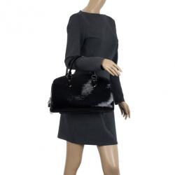 مملوكة مسبقًا Louis Vuitton Black Epi Leather Pont-Neuf PM Bag