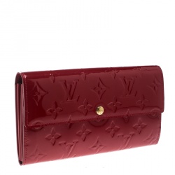 Pre Owned Louis Vuitton Rouge Grenadine Monogram Vernis Sarah Wallet