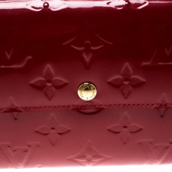 Pre Owned Louis Vuitton Rouge Grenadine Monogram Vernis Sarah Wallet