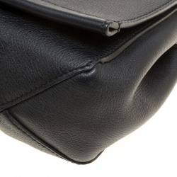 Pre Owned Louis Vuitton Black Leather Lockme II BB Bag