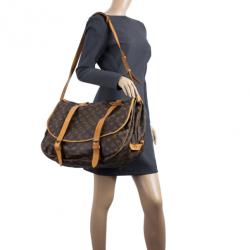 Pre Owned Louis Vuitton Monogram Canvas Saumur 43