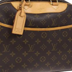 مملوكة مسبقًا Louis Vuitton Monogram Deauville Vanity Case