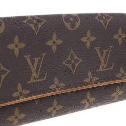 مملوكة مسبقًا Louis Vuitton Monogram Canvas Pochette Twin PM