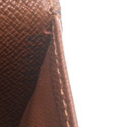 مملوكة مسبقًا Louis vuitton Monogram Canvas Elise Compact Wallet