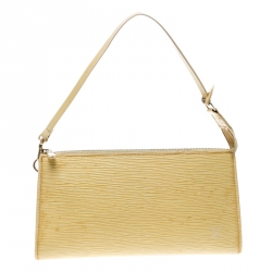 Louis Vuitton Pomme D'Amour Monogram Vernis Rossmore Clutch Bag - Yoogi's  Closet