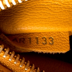 مملوكة مسبقًا حقيبة لوي فيتون ماجستوكس مونوغرامية اكزوتيك متعددة الألوان MM