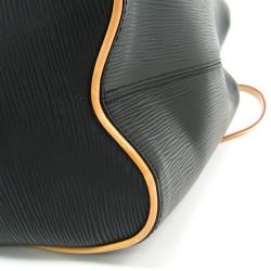 Pre Owned حقيبة لوي فيتون دوك جلد أيبي سوداء PM