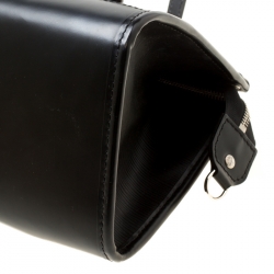 Pre Owned Louis Vuitton Black Epi Leather Madeleine PM Bag