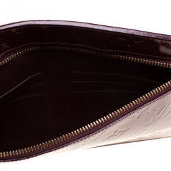 Pre Owned Louis Vuitton Rouge Fauviste Vernis PM Pershing Clutch