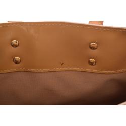 مملوكة مسبقًا Louis Vuitton Noisette Monogram Vernis Reade PM Bag