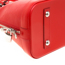 مملوكة مسبقًا حقيبة لوي فيتون ألما جلد أيبي فوشيا PM