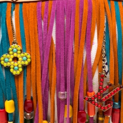 مملوكة مسبقًا Louis Vuitton White Monogram Multicolore Limited Edition Fringe Speedy 25