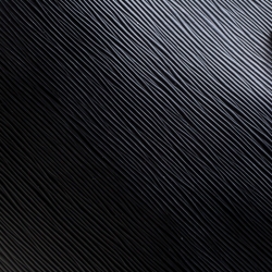 مملوكة مسبقًا حقيبة لوي فيتون أ لما فيرنيه أمارنت أحمر داكن مونوغرامي