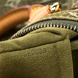 مملوكة مسبقًا  حقيبة لوي فيتون نوي سبيدي دنيم مونوغرامي خضراء