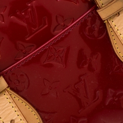 Pre Owned Louis Vuitton Pomme D’amour Vernis Summit Drive Bag