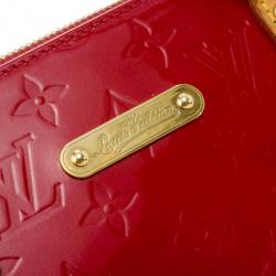 مملوكة مسبقًا Louis Vuitton Monogram Vernis Bellevue PM