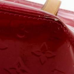 مملوكة مسبقًا Louis Vuitton Monogram Vernis Bellevue PM