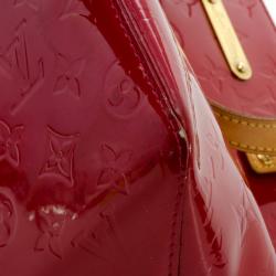 مملوكة مسبقًا Louis Vuitton Monogram Vernis Bellevue PM