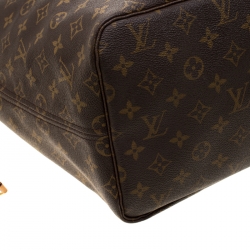 Louis Vuitton Monogram Canvas Neverfull GM Bag
