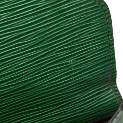 مملوكة مسبقًا Louis Vuitton Green Epi Leather Art Deco Clutch