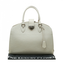 Pre Owned Louis Vuitton Ivory Epi Leather Pont Neuf GM Bag