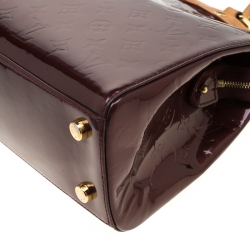 مملوكة مسبقًا حقيبة لوي فيتون بيريه فيرنيه مونوغرامي بنية داكنة MM