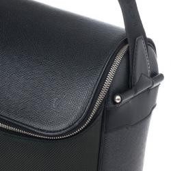 Pre Owned Louis Vuitton Back Taiga Taimyr Messenger Bag