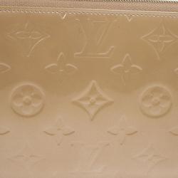 مملوكة مسبقًا Louis Vuitton Beige Monogram Vernis Lexington Pochette Bag