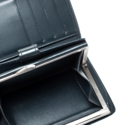 مملوكة مسبقًا Louis Vuitton Blue Monogram Vernis Leather French Purse