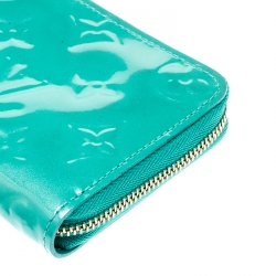 Louis Vuitton Bleu Lagon Monogram Vernis Zippy Coin Purse