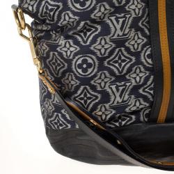 Pre Owned Louis Vuitton Prefall 2010 Aviator Bag Marine 