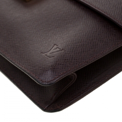 Louis Vuitton Burgundy Taiga Leather Clutch