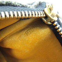 مملوكة مسبقًا محفظة عملات معدنية لوي فيتون دلاية مفاتيح دنيم مونوغرامي