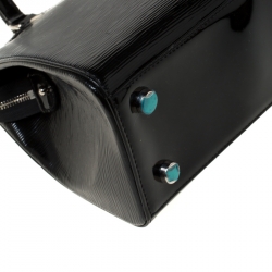 مملوكة مسبقًا Louis Vuitton Black Electric Epi Leather Brea MM Bag