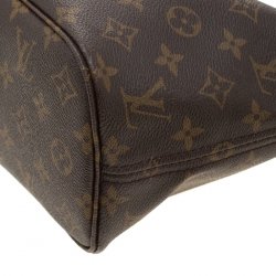 Louis Vuitton Monogram Neverfull PM Tote Bag  