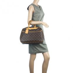 مملوكة مسبقًا Louis Vuitton Monogram Deauville Boston