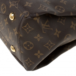 مملوكة مسبقًا Louis Vuitton Cherry Monogram Canvas Pallas Bag